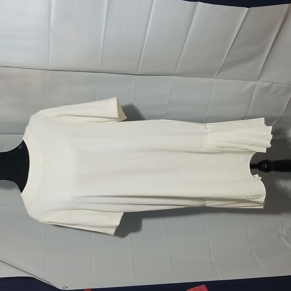 Ladies dress. Nwt. EMMA AND MICHELE